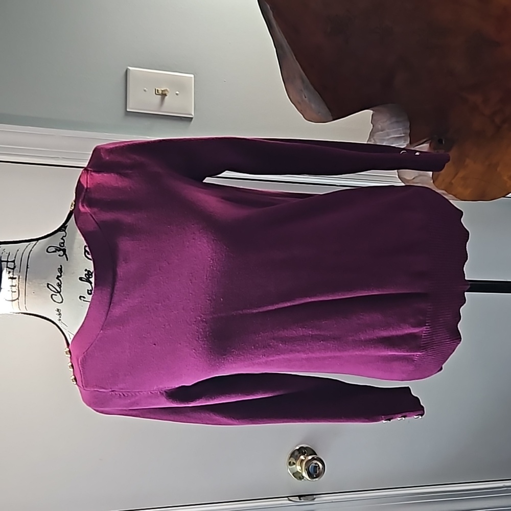Susan graver xs button detail sweater